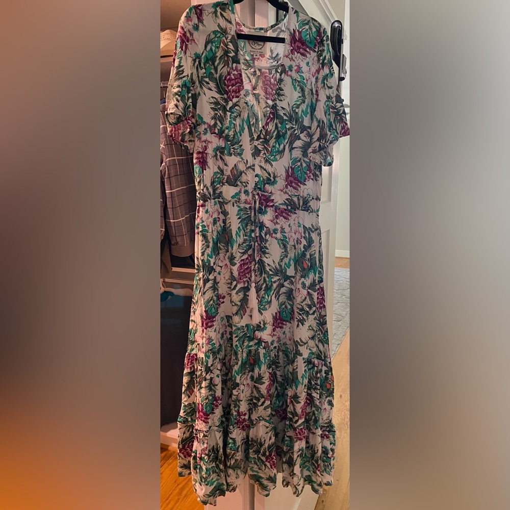 Sunday Mi Amor women’s medium dress